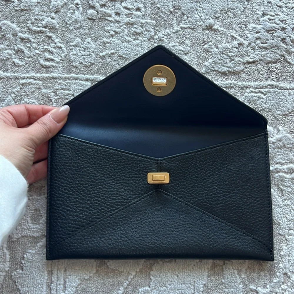 Tory Burch envelope clutch black leather - Picture 3 of 6
